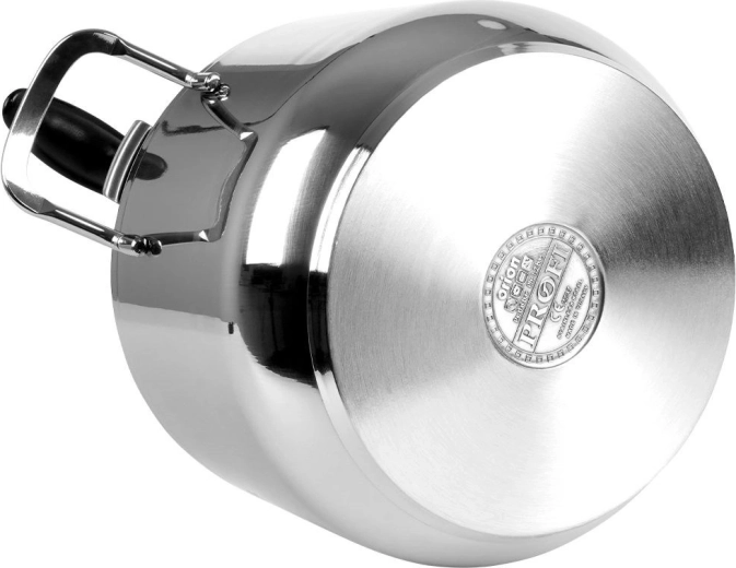 Wytrzymała stal nierdzewna i trójwarstwowe dno