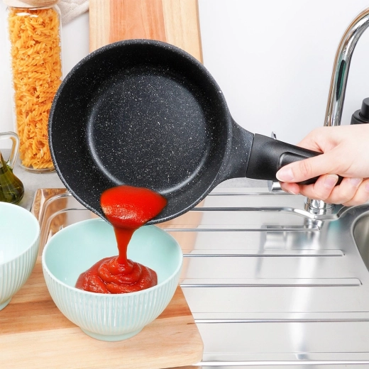 Bezpieczny chwyt i czyste nalewanie