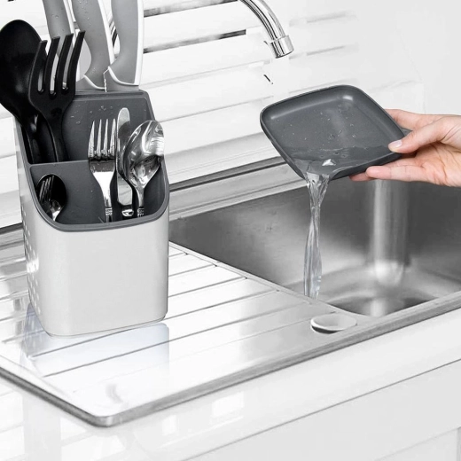 Wyjmowana tacka ociekowa