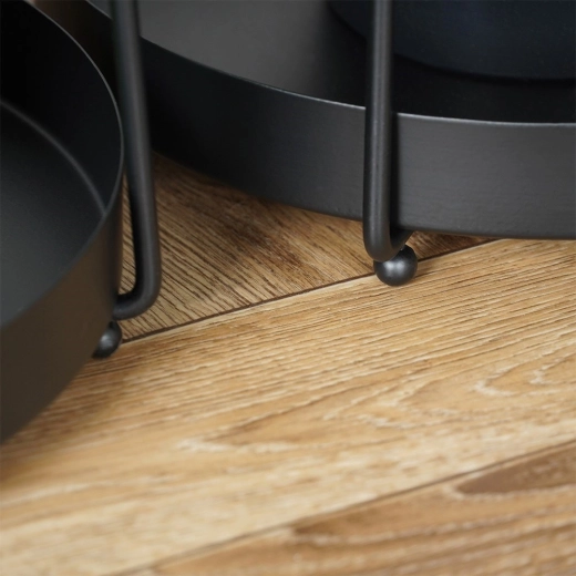 Wyjmowane tace z podwyższonym rantem