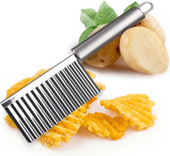 Łatwe przygotowanie falowanych frytek i dodatków