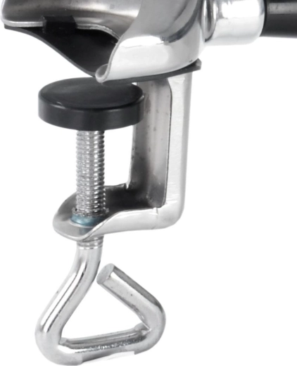 Stabilne mocowanie do stołu