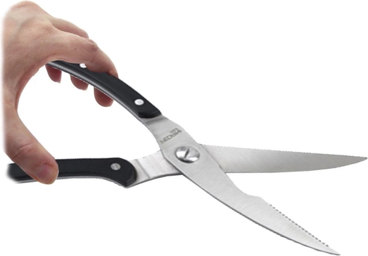 Ergonomiczny chwyt i pełna kontrola