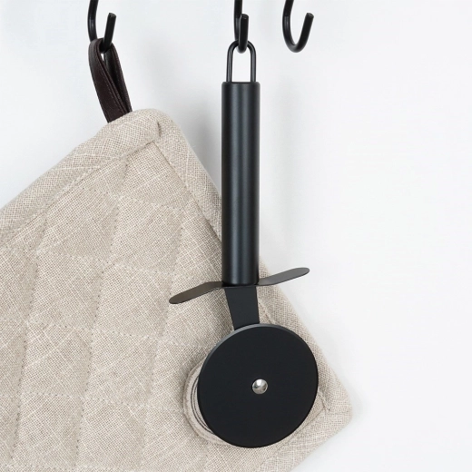 Łatwe czyszczenie i możliwość zawieszenia