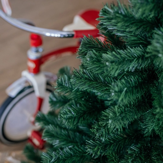 Realistyczne gęste igliwie