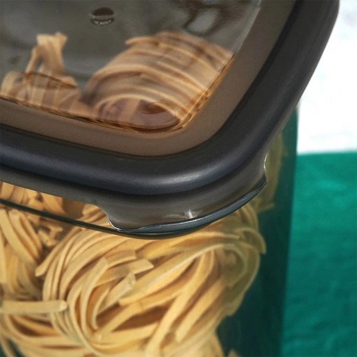 Hermetyczne zamknięcie dla dłuższej świeżości