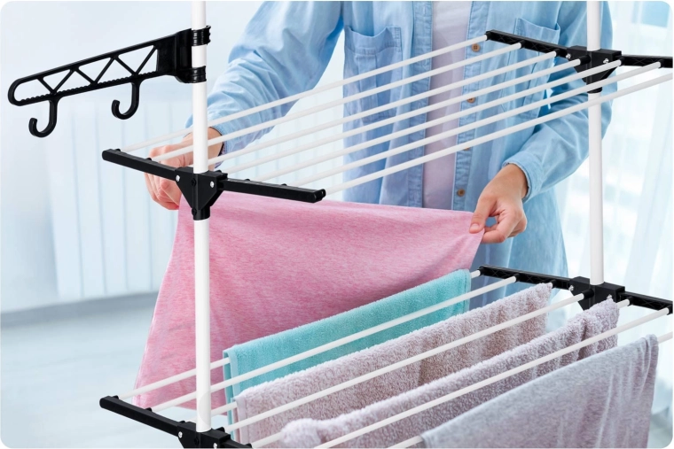 Praktyczne haczyki i składane ramiona