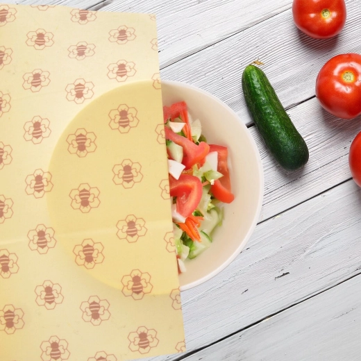 Przylega pod wpływem ciepła dłoni i dobrze uszczelnia