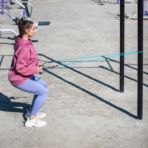 Pełen zestaw akcesoriów do dziesiątek ćwiczeń