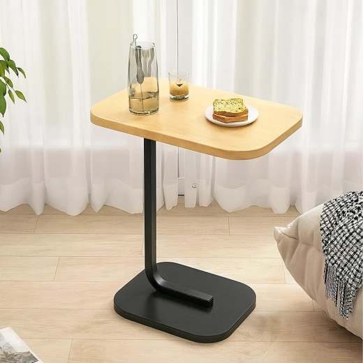 Stabilna metalowa konstrukcja i bezpieczne, zaokrąglone rogi