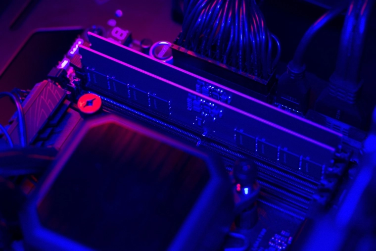 Stabilność dzięki zintegrowanemu PMIC