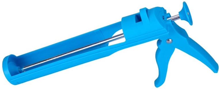 Półzamknięty pistolet wyciskający do mas o pojemności 310 ml