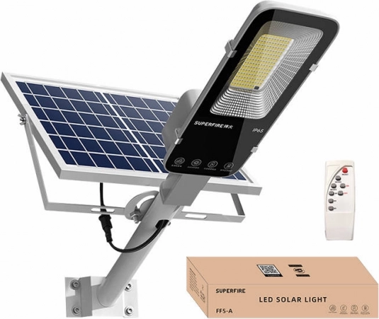 Solarna lampa uliczna Superfire 63 W, 500 lm, z pilotem
