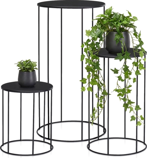 Czarny metalowy stojak na kwiaty – zestaw 3 szt. (16×19 / 18×29 / 21×39 cm)