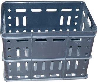 Wysoka plastikowa skrzynka 60 × 40 × 42 cm, czarna, udźwig 30 kg