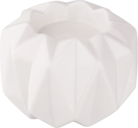 Biały porcelanowy świecznik