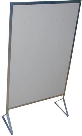 Osłona za piec NEFALIT ze stojakiem 74 × 61 cm (750 °C)