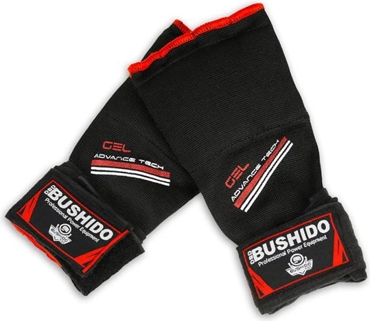 Żelowe rękawice bokserskie DBX Bushido czerwone – S/M