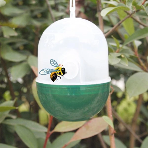 Plastowa pułapka na osy TORO