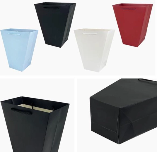 Torba prezentowa 20 × 18 × 10 cm – mix motywów