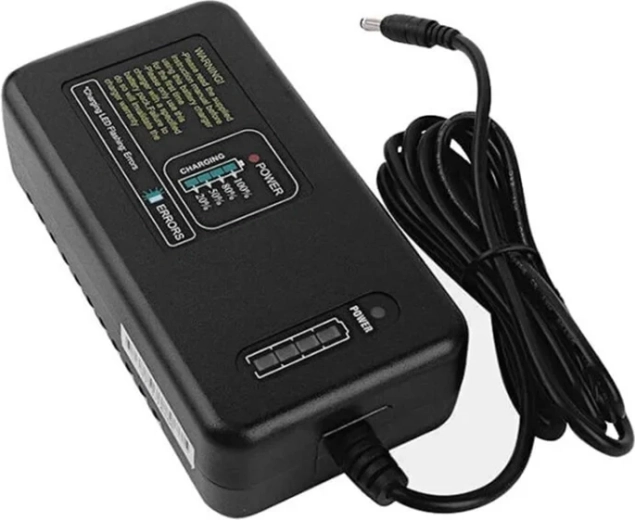 Ładowarka do akumulatorów Godox C26 do lampy błyskowej AD600Pro
