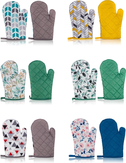 Rękawice kuchenne BASIC z pętelką, poliester, 27 × 17 cm, zestaw 2 szt., mix wzorów