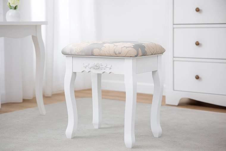 Vintage biały taboret 38 × 28 × 45 cm