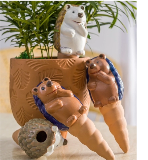 Ceramiczny samonawadniający jeżyk do doniczki 7,8 × 16,5 cm, mix kolorów