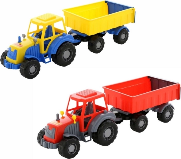 Traktor Altaj z przyczepą