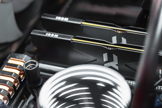 Pamięć IRDM DDR5 32GB (2x16GB) 6400MHz CL32 czarna
