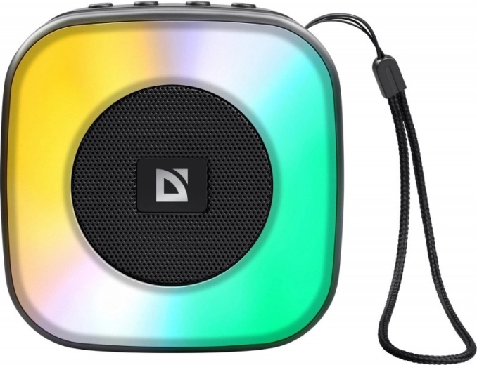 Wbudowany odtwarzacz MP3 i radio FM