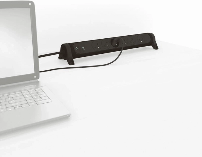 Czyste i uporządkowane miejsce pracy