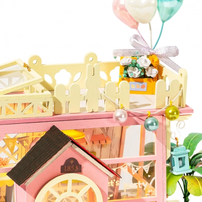 Imprezowy kurort - DIY miniaturowy domek dla lalek