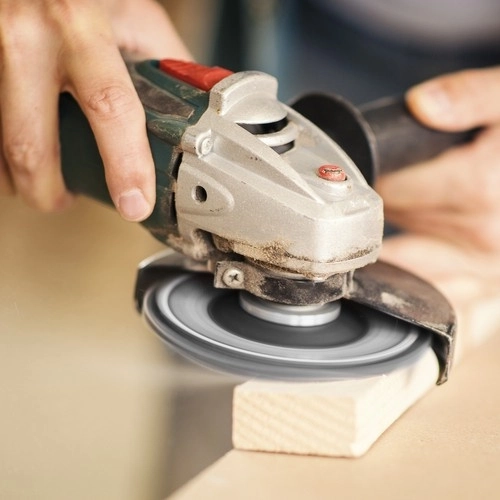 Kompatybilna ze szlifierką kątową 125 mm