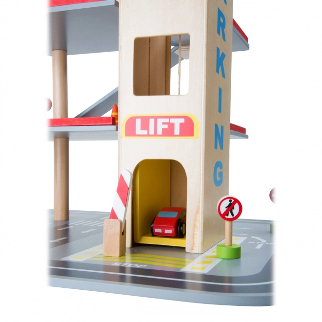 Drewniany parking z windą - Small Foot