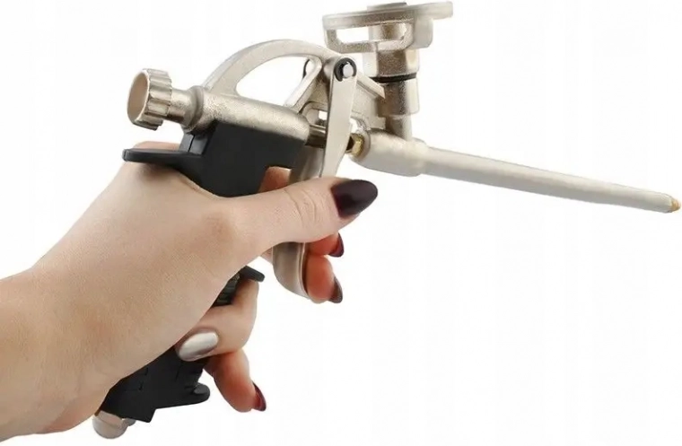 Bezpieczne zamknięcie chroniące przed utwardzeniem pianki