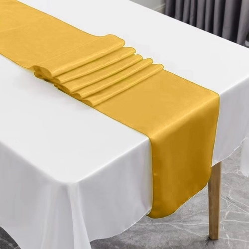 Złoty satynowy bieżnik na stół 900x36 cm