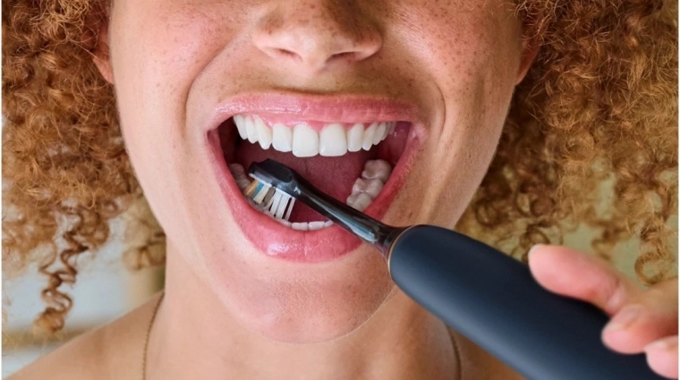 Delikatna pielęgnacja dziąseł i inteligentne przypomnienia