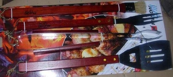Zestaw narzędzi do grillowania 4-częściowy