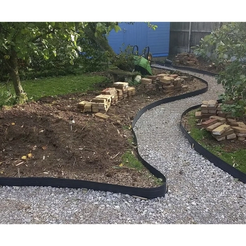 Obrzeże ogrodowe 6 cm x 10 m czarne