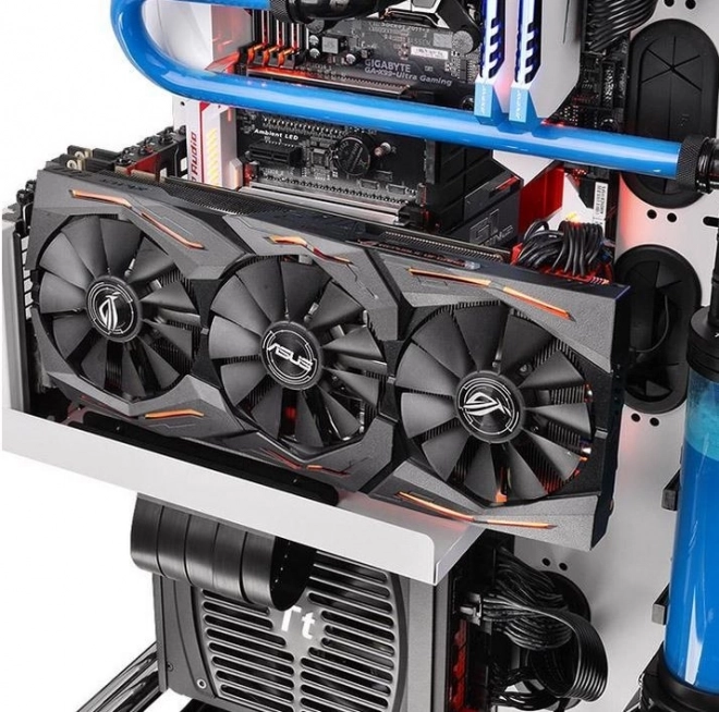 Kabel pionowy PCIe Thermaltake 300 mm