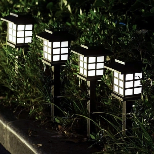 Solarne ogrodowe lampy LED – zestaw 6x domek