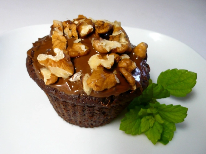 Teflonowa forma do pieczenia muffinów z 12 silikonowymi foremkami