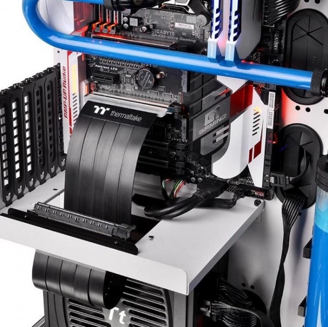 Kabel pionowy PCIe Thermaltake 300 mm