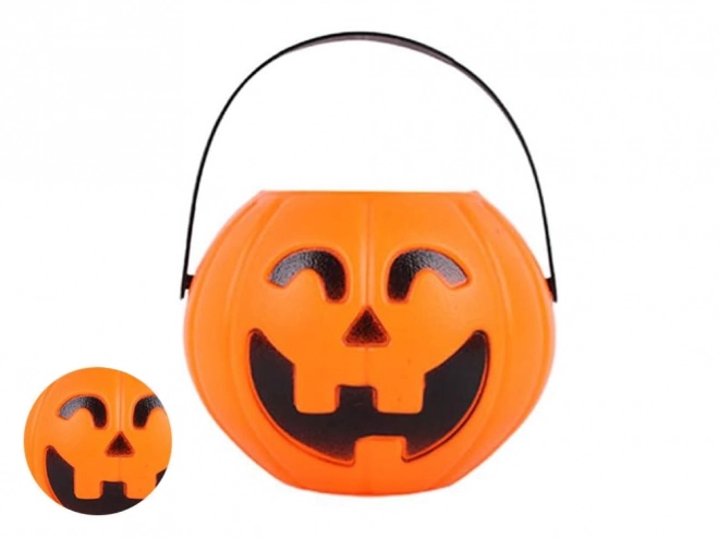 Dyniowe wiaderko na słodycze na Halloween