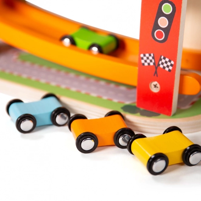 Drewniany tor wyścigowy dla samochodów od Bigjigs Toys