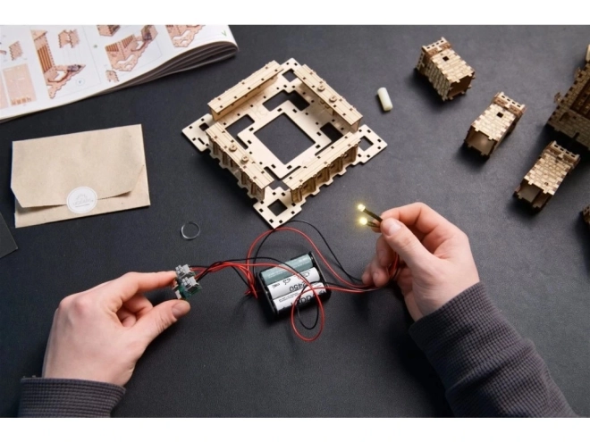 Ugears 3D drewniane mechaniczne puzzle Latarnia Aleksandryjska