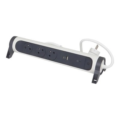 Przedłużacz z ochroną przeciwprzepięciową i USB A/C, 1,5 m