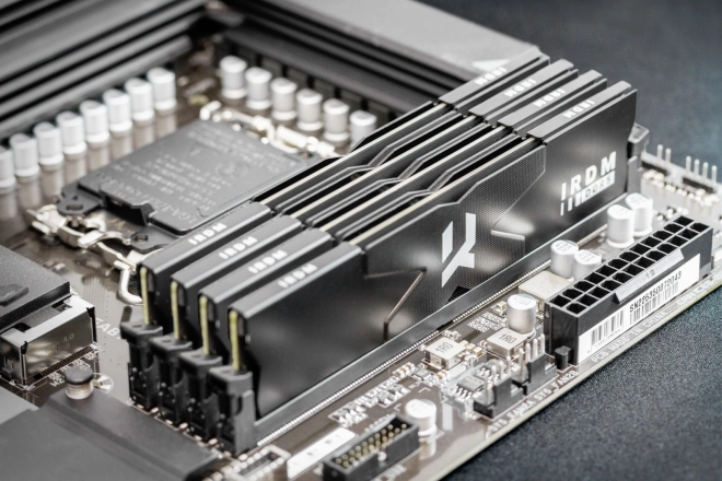 Pamięć IRDM DDR5 32GB (2x16GB) 6400MHz CL32 czarna