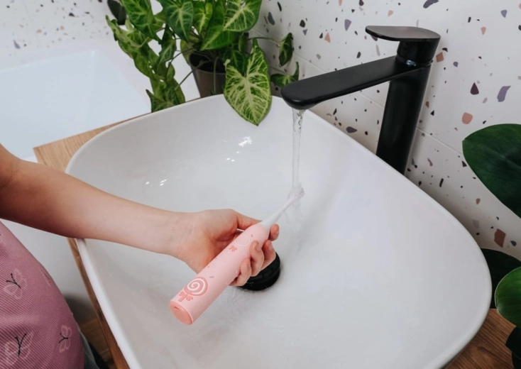 Wodoodporność IPX7 i ładowanie przez USB